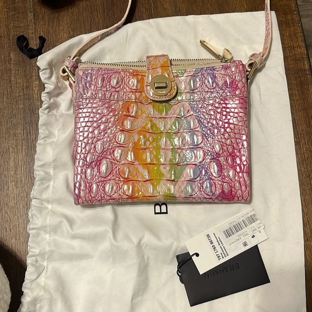 Brahmin Mina Crossbody🎁